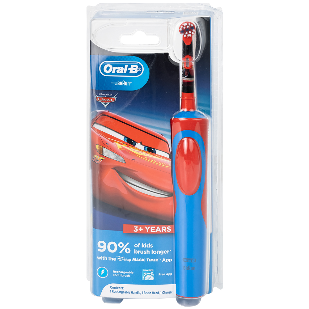 Bàn chải đánh răng trẻ em sạc điện Oral-B Vitality D12 Disney Cars giúp làm sạch mảng bám trên răng một cách toàn diện